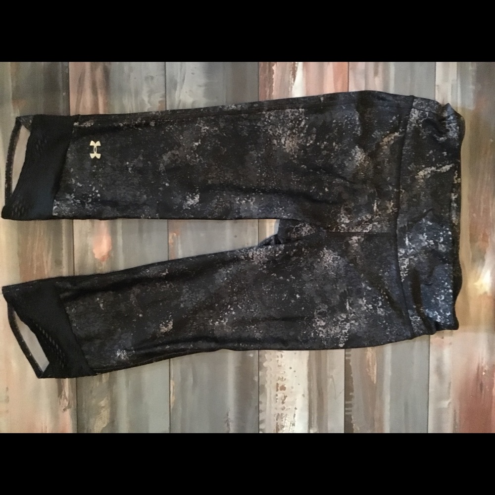 Under Armour 3/4 length tights!